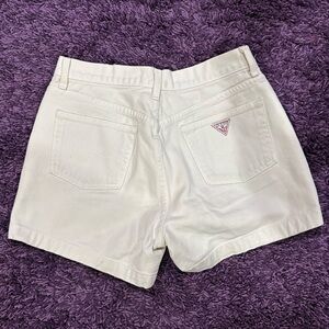 Guess Vintage Distressed Jean White shorts Mom High Waisted